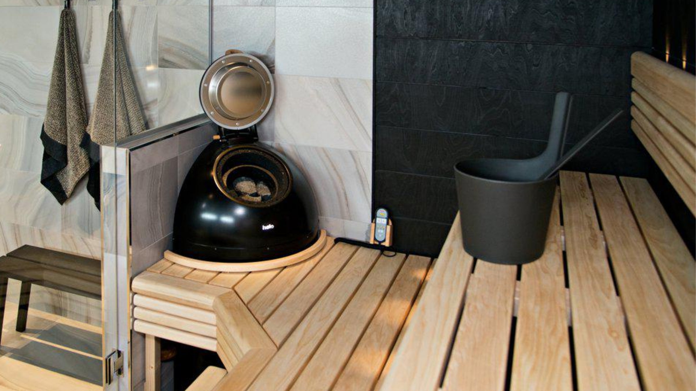 Hetivalmis -sähkökiukaat